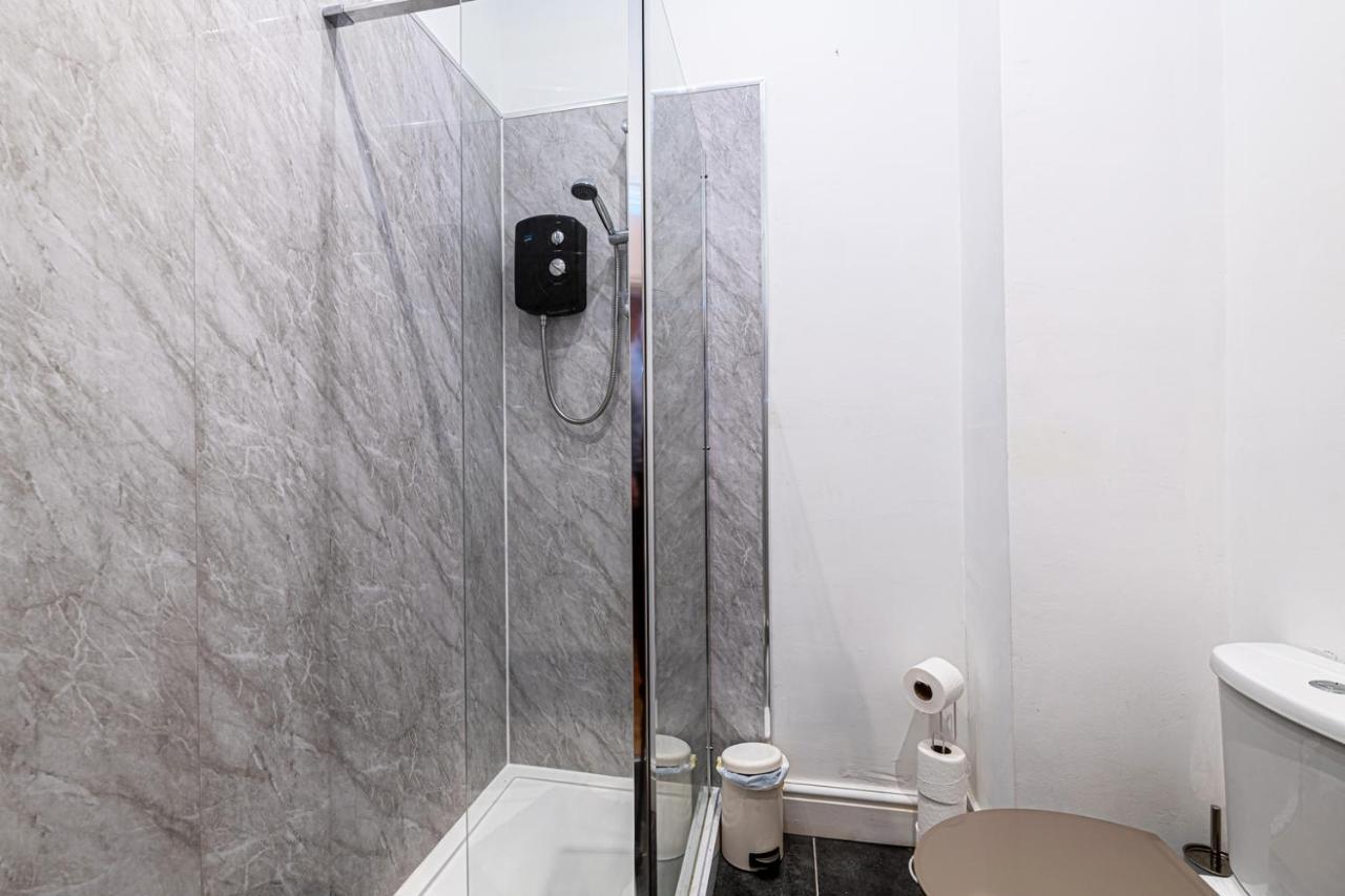 Two Bedroom Holiday Apartment Colwyn Bay Kültér fotó